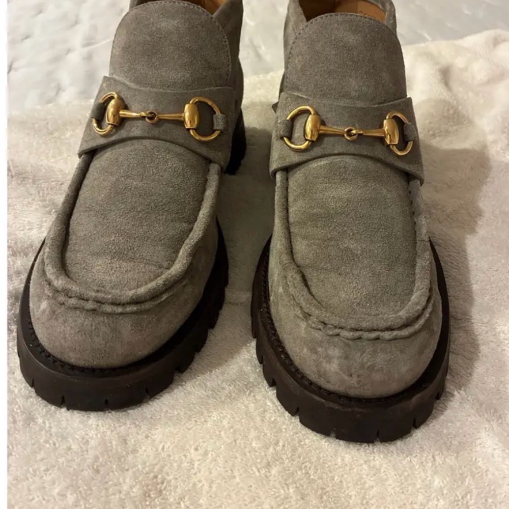 Rare 2024 model Women Suede Ankle Boots with Horsebit - Picture 3 of 7